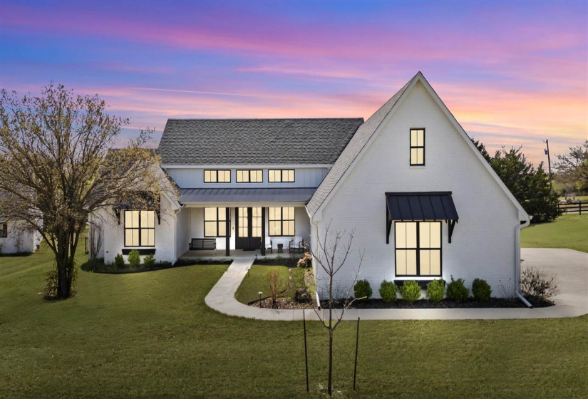 4 Bedrooms Bedrooms, ,3 BathroomsBathrooms,Residential,Single Family,Nightfall,1.5,131805