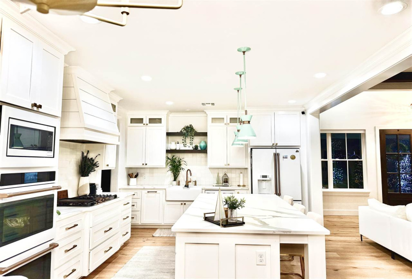 4 Bedrooms Bedrooms, ,3 BathroomsBathrooms,Residential,Single Family,Nightfall,1.5,131805