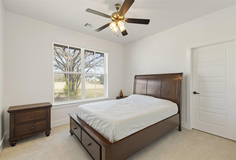 4 Bedrooms Bedrooms, ,3 BathroomsBathrooms,Residential,Single Family,Nightfall,1.5,131805