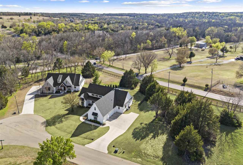 4 Bedrooms Bedrooms, ,3 BathroomsBathrooms,Residential,Single Family,Nightfall,1.5,131805