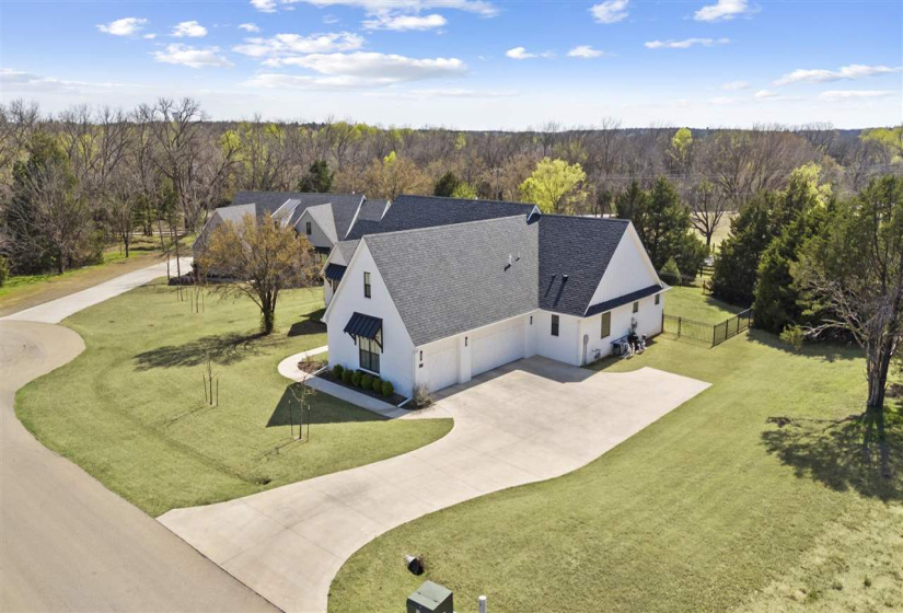 4 Bedrooms Bedrooms, ,3 BathroomsBathrooms,Residential,Single Family,Nightfall,1.5,131805
