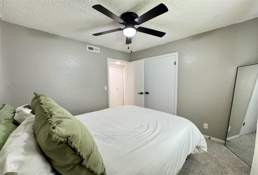 3 Bedrooms Bedrooms, ,1 BathroomBathrooms,Residential,Single Family,Cross,1,131811