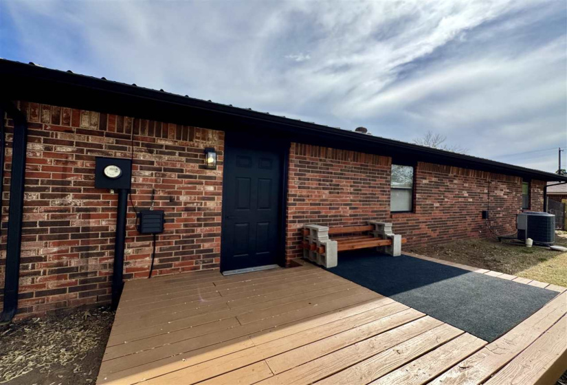 3 Bedrooms Bedrooms, ,1 BathroomBathrooms,Residential,Single Family,Cross,1,131811