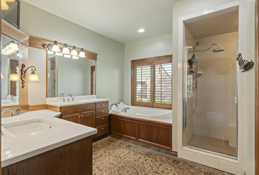 5 Bedrooms Bedrooms, ,3 BathroomsBathrooms,Residential,Single Family,Deer Run,1.5,131814