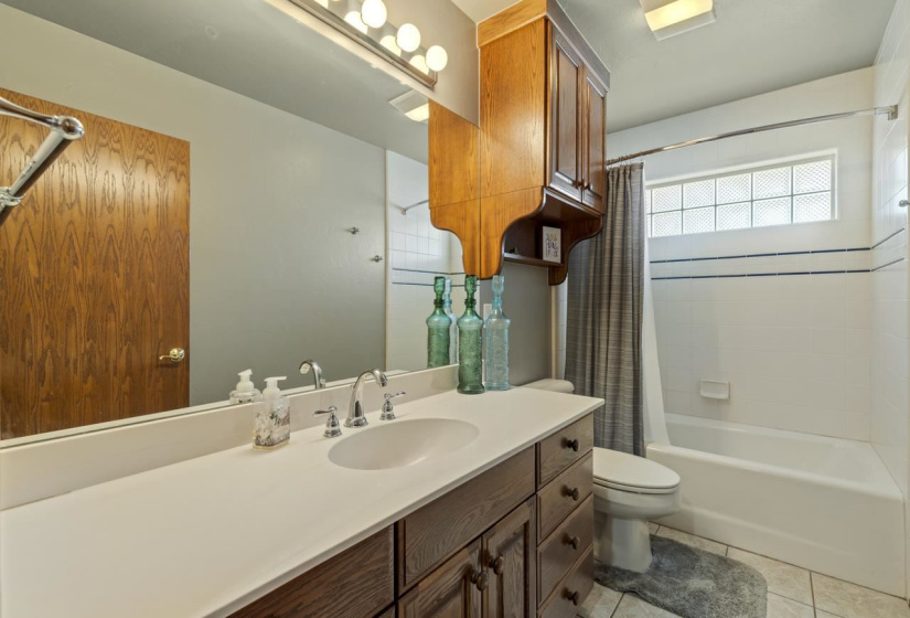 5 Bedrooms Bedrooms, ,3 BathroomsBathrooms,Residential,Single Family,Deer Run,1.5,131814