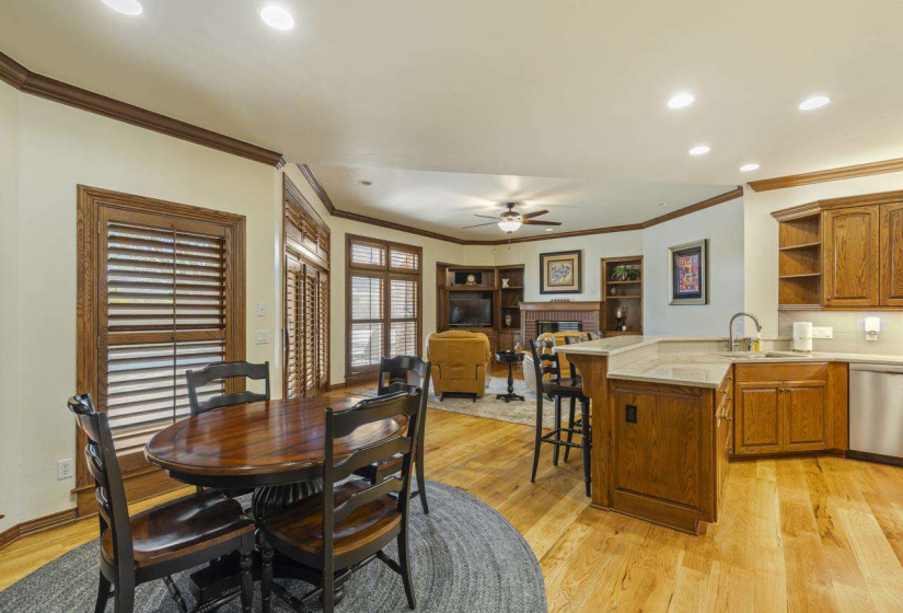 5 Bedrooms Bedrooms, ,3 BathroomsBathrooms,Residential,Single Family,Deer Run,1.5,131814