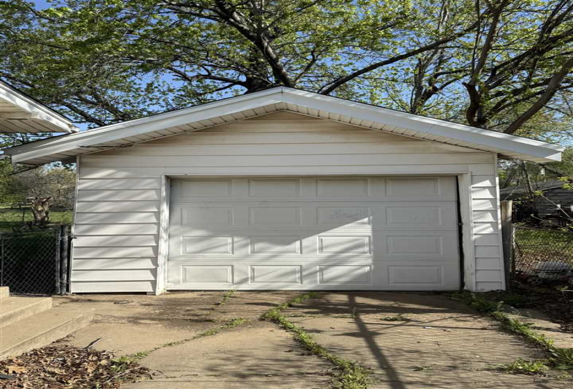 3 Bedrooms Bedrooms, ,2 BathroomsBathrooms,Residential,Single Family,Otoe,2,131816