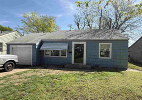 2 Bedrooms Bedrooms, ,1 BathroomBathrooms,Residential,Single Family,Pine,1,131821