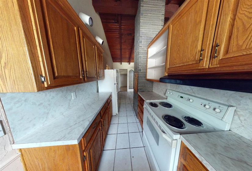 5 Bedrooms Bedrooms, ,2 BathroomsBathrooms,Residential,Single Family,6th,3,131823