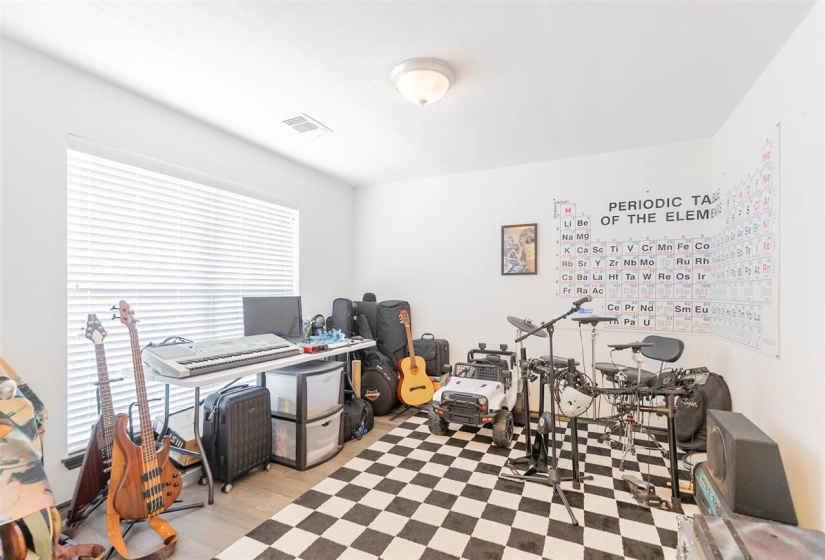 3 Bedrooms Bedrooms, ,2 BathroomsBathrooms,Residential,Single Family,Landry,1,131833