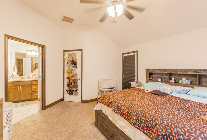 3 Bedrooms Bedrooms, ,2 BathroomsBathrooms,Residential,Single Family,Landry,1,131833