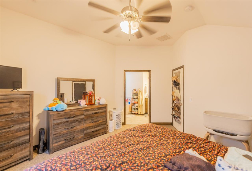 3 Bedrooms Bedrooms, ,2 BathroomsBathrooms,Residential,Single Family,Landry,1,131833