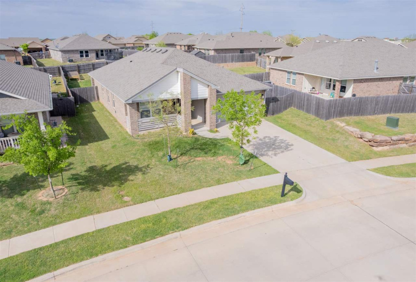 3 Bedrooms Bedrooms, ,2 BathroomsBathrooms,Residential,Single Family,Landry,1,131833