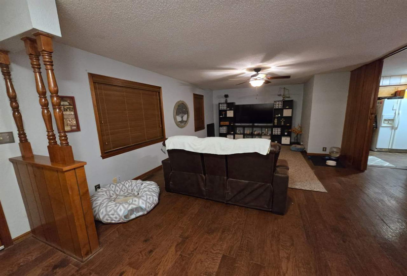3 Bedrooms Bedrooms, 0 ,2 BathroomsBathrooms,Residential,Single Family,Rose,1,131834