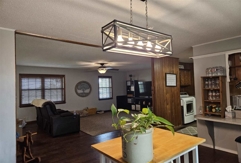 3 Bedrooms Bedrooms, 0 ,2 BathroomsBathrooms,Residential,Single Family,Rose,1,131834