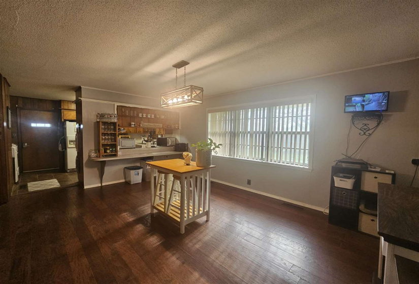 3 Bedrooms Bedrooms, 0 ,2 BathroomsBathrooms,Residential,Single Family,Rose,1,131834
