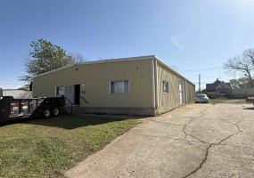 1 BathroomBathrooms,Commercial/industrial,Commercial,3rd,1,131850