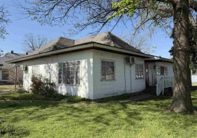 1 BathroomBathrooms,Multi-family,Duplex,4th,1,131848