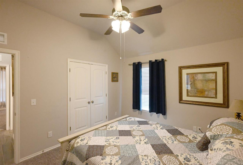 3 Bedrooms Bedrooms, ,2 BathroomsBathrooms,Residential,Single Family,Emerald,1,131841