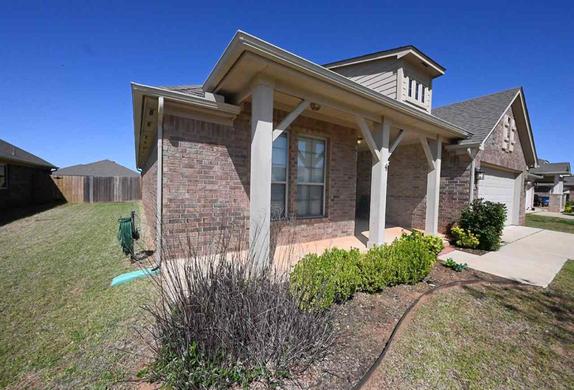 3 Bedrooms Bedrooms, ,2 BathroomsBathrooms,Residential,Single Family,Emerald,1,131841