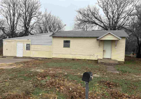 3 Bedrooms Bedrooms, ,1 BathroomBathrooms,Residential,Single Family,Birch,1,131843