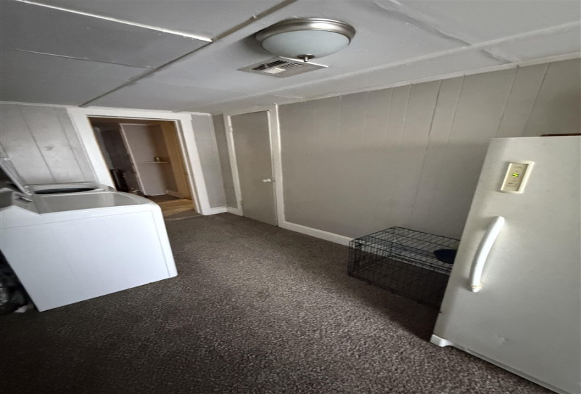 2 Bedrooms Bedrooms, ,1 BathroomBathrooms,Residential,Single Family,9th,1,131846