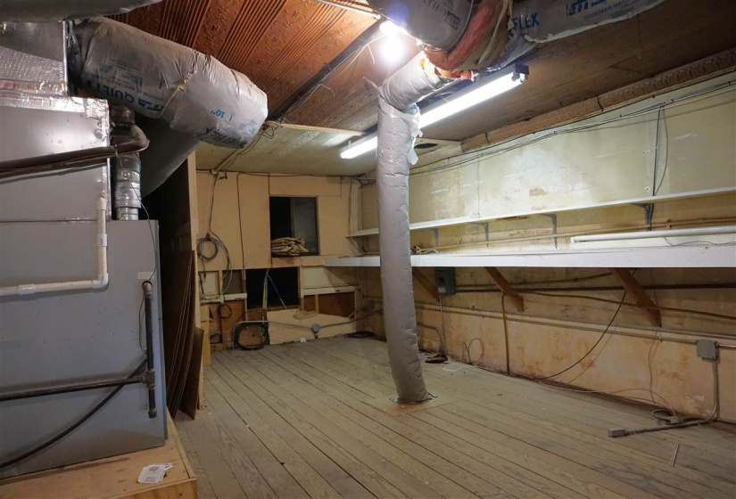 0 , 0 ,21 BathroomsBathrooms,Commercial/industrial,Commercial,Delaware,1,131852