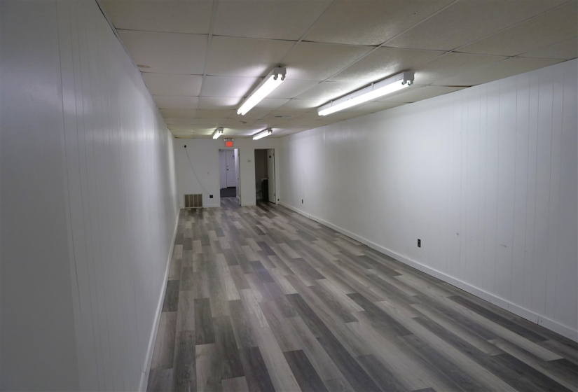 0 , 0 ,21 BathroomsBathrooms,Commercial/industrial,Commercial,Delaware,1,131852