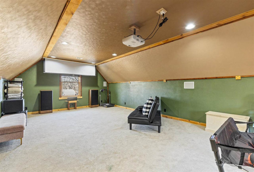 50 BathroomsBathrooms,Commercial/industrial,Commercial,Lakeview,1,131857