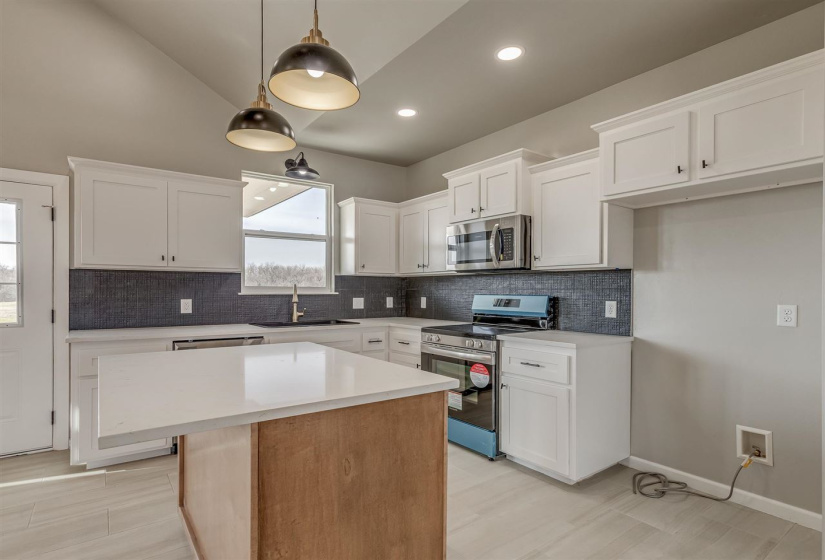 3 Bedrooms Bedrooms, ,2 BathroomsBathrooms,Residential,Single Family,Wheat Mill Path,1,131855