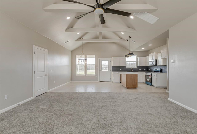 3 Bedrooms Bedrooms, ,2 BathroomsBathrooms,Residential,Single Family,Wheat Mill Path,1,131855