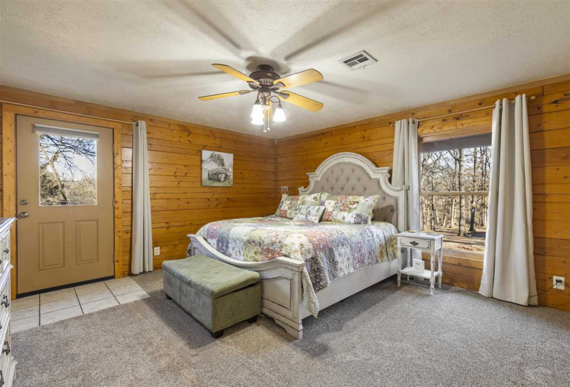 4 Bedrooms Bedrooms, ,2 BathroomsBathrooms,Residential,Ranch/farm,Lakeview,2,131858