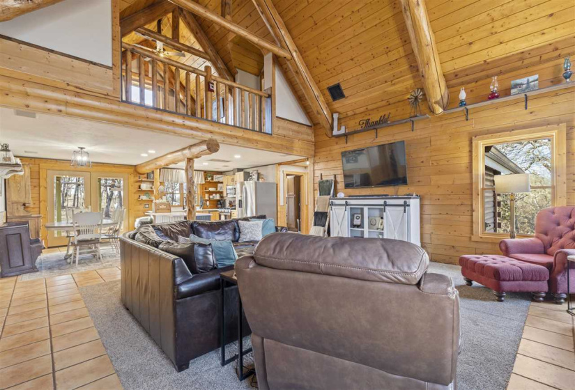4 Bedrooms Bedrooms, ,2 BathroomsBathrooms,Residential,Ranch/farm,Lakeview,2,131858