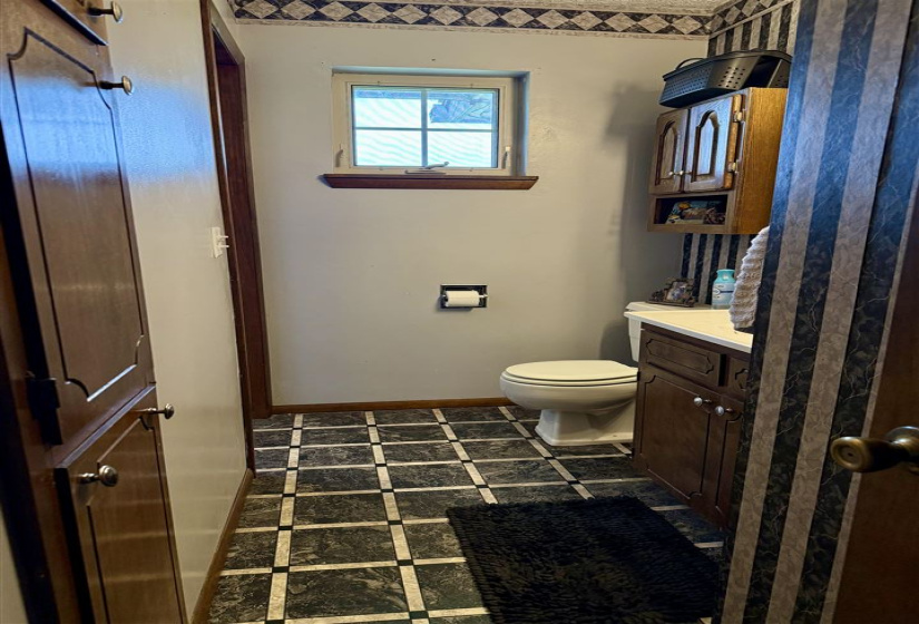 3 Bedrooms Bedrooms, ,2 BathroomsBathrooms,Residential,Single Family,Skyline Hills,1,131860
