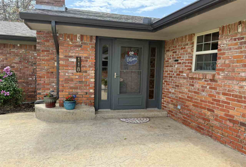 3 Bedrooms Bedrooms, ,2 BathroomsBathrooms,Residential,Single Family,Skyline Hills,1,131860