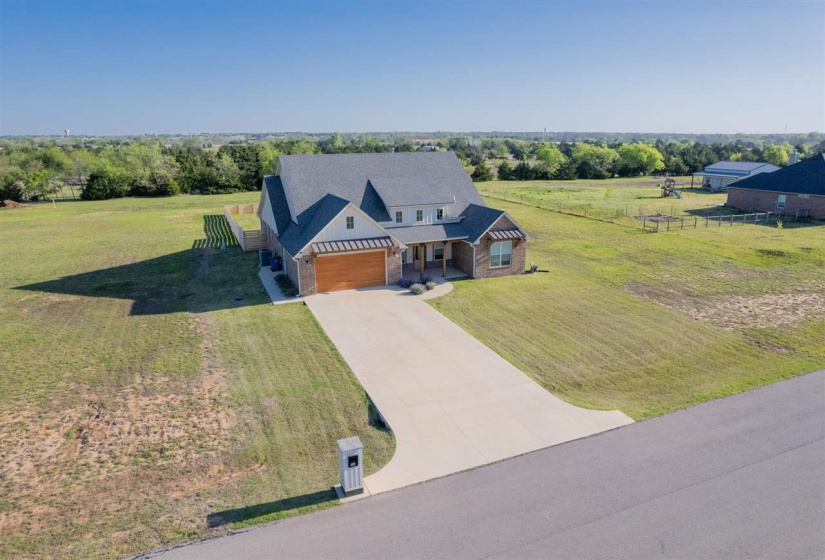 3 Bedrooms Bedrooms, ,2 BathroomsBathrooms,Residential,Single Family,Shadow,1,131864