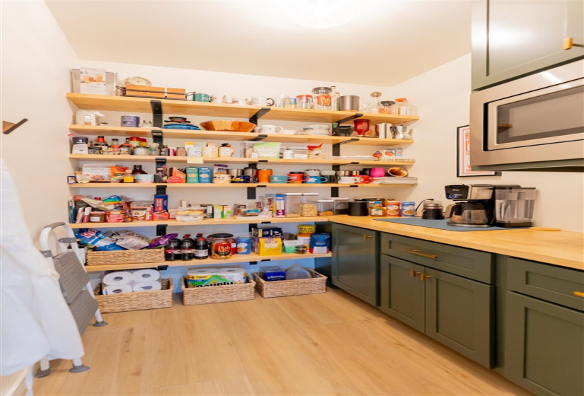 3 Bedrooms Bedrooms, ,2 BathroomsBathrooms,Residential,Single Family,Shadow,1,131864