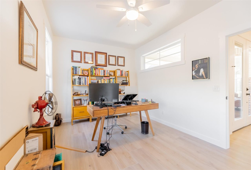 3 Bedrooms Bedrooms, ,2 BathroomsBathrooms,Residential,Single Family,Shadow,1,131864
