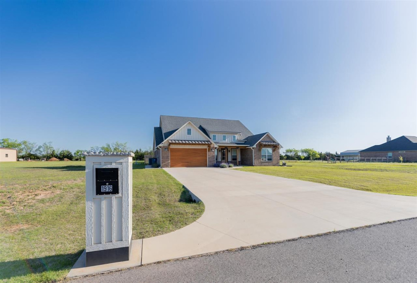 3 Bedrooms Bedrooms, ,2 BathroomsBathrooms,Residential,Single Family,Shadow,1,131864