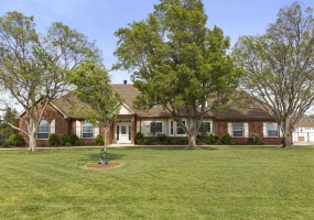 4 Bedrooms Bedrooms, ,3 BathroomsBathrooms,Residential,Single Family,Hunters Ridge,1,131865