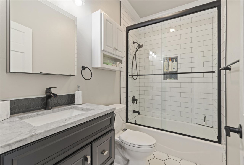 4 Bedrooms Bedrooms, ,3 BathroomsBathrooms,Residential,Single Family,Hunters Ridge,1,131865
