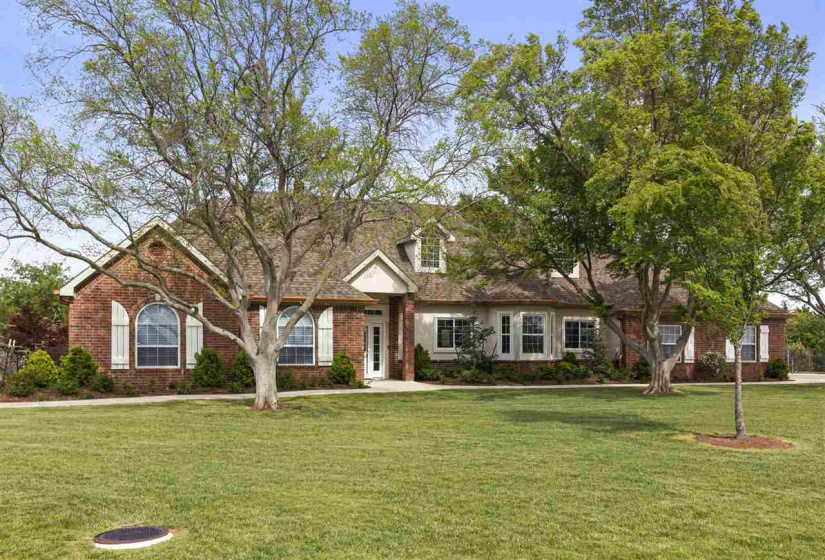 4 Bedrooms Bedrooms, ,3 BathroomsBathrooms,Residential,Single Family,Hunters Ridge,1,131865