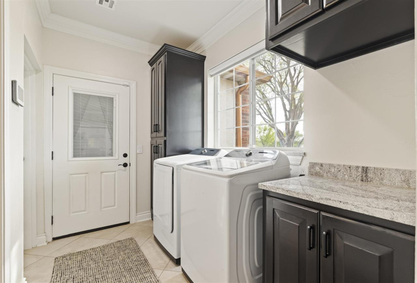 4 Bedrooms Bedrooms, ,3 BathroomsBathrooms,Residential,Single Family,Hunters Ridge,1,131865