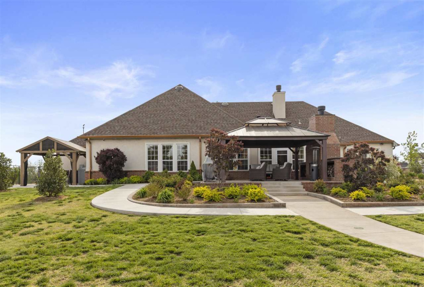 4 Bedrooms Bedrooms, ,3 BathroomsBathrooms,Residential,Single Family,Hunters Ridge,1,131865