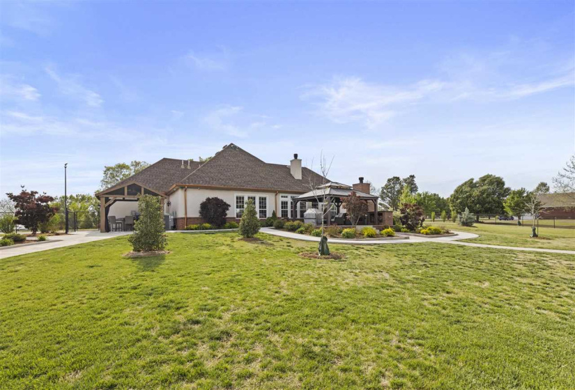 4 Bedrooms Bedrooms, ,3 BathroomsBathrooms,Residential,Single Family,Hunters Ridge,1,131865