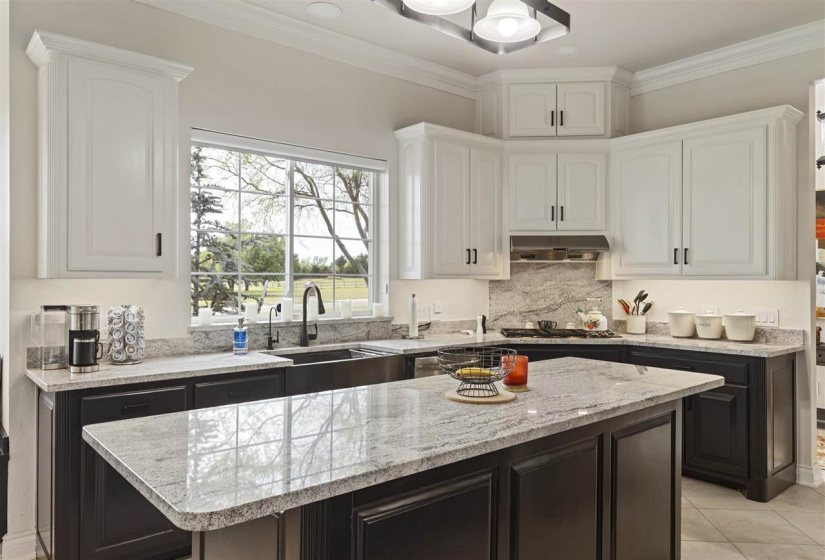 4 Bedrooms Bedrooms, ,3 BathroomsBathrooms,Residential,Single Family,Hunters Ridge,1,131865