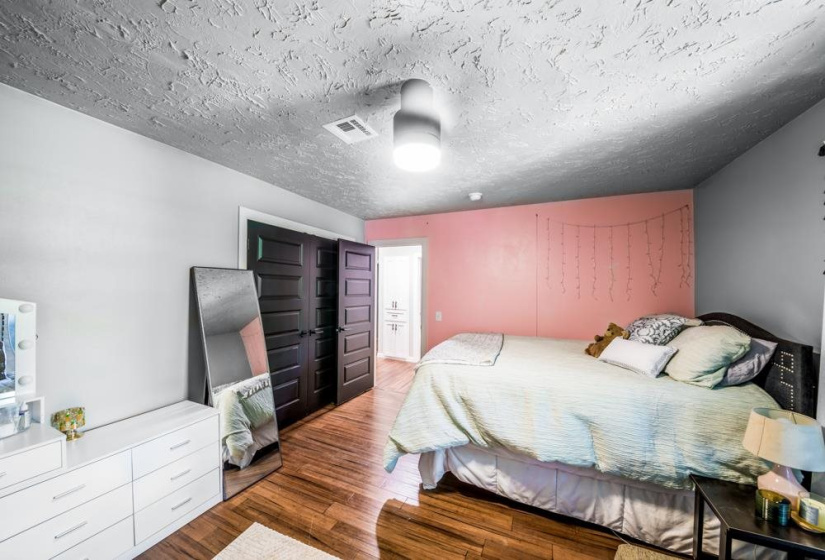4 Bedrooms Bedrooms, ,2 BathroomsBathrooms,Residential,Single Family,Tan Tara,1,131867