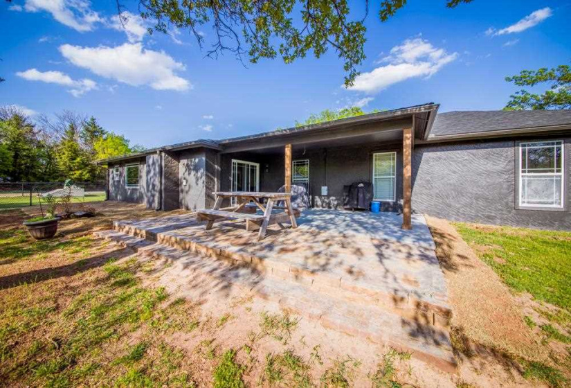 4 Bedrooms Bedrooms, ,2 BathroomsBathrooms,Residential,Single Family,Tan Tara,1,131867