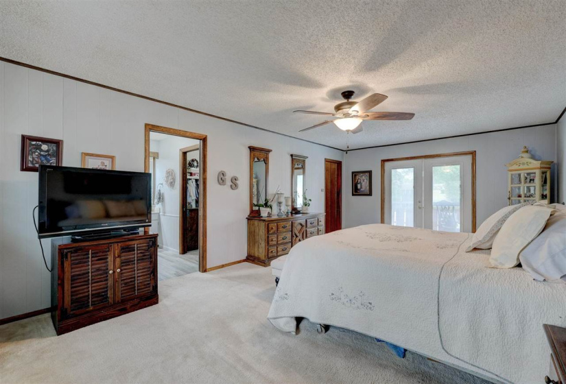 3 Bedrooms Bedrooms, ,2 BathroomsBathrooms,Residential,Single Family,Broadway,1.5,131871
