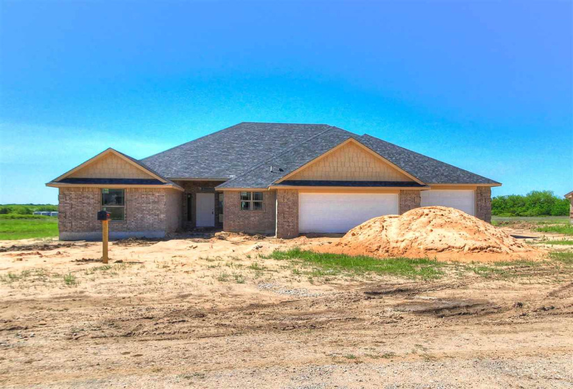 5 Bedrooms Bedrooms, ,3 BathroomsBathrooms,Residential,Single Family,Cover,1,131872